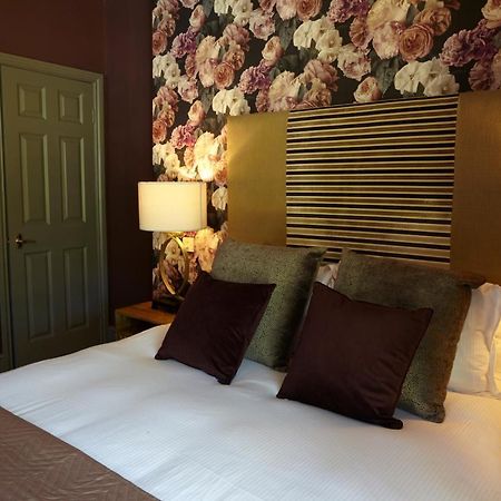 Horse And Groom Moreton-in-Marsh Экстерьер фото