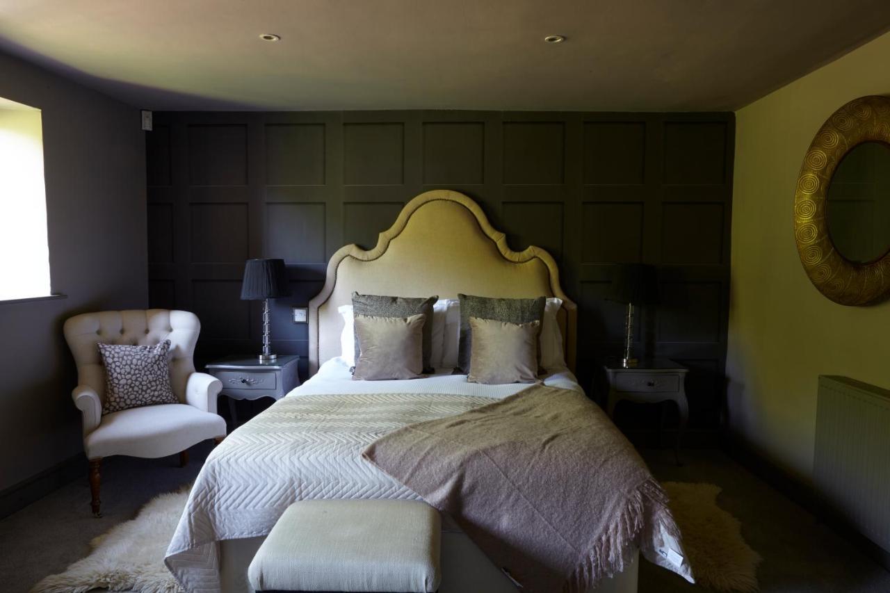 Horse And Groom Moreton-in-Marsh Экстерьер фото