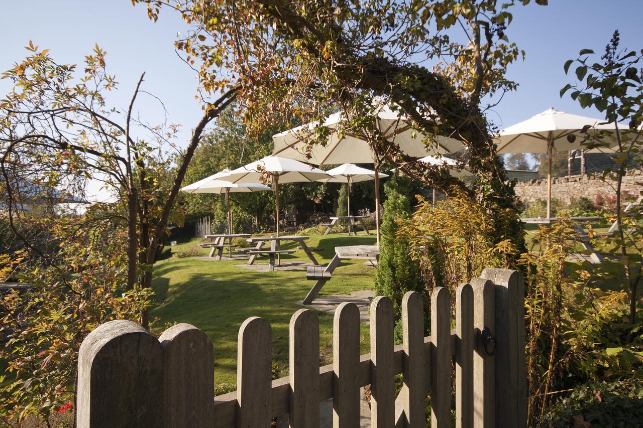 Horse And Groom Moreton-in-Marsh Экстерьер фото