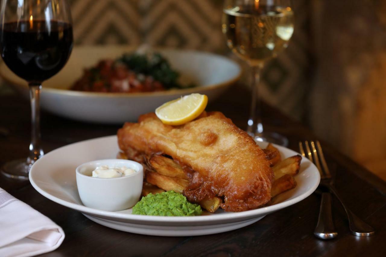 Horse And Groom Moreton-in-Marsh Экстерьер фото