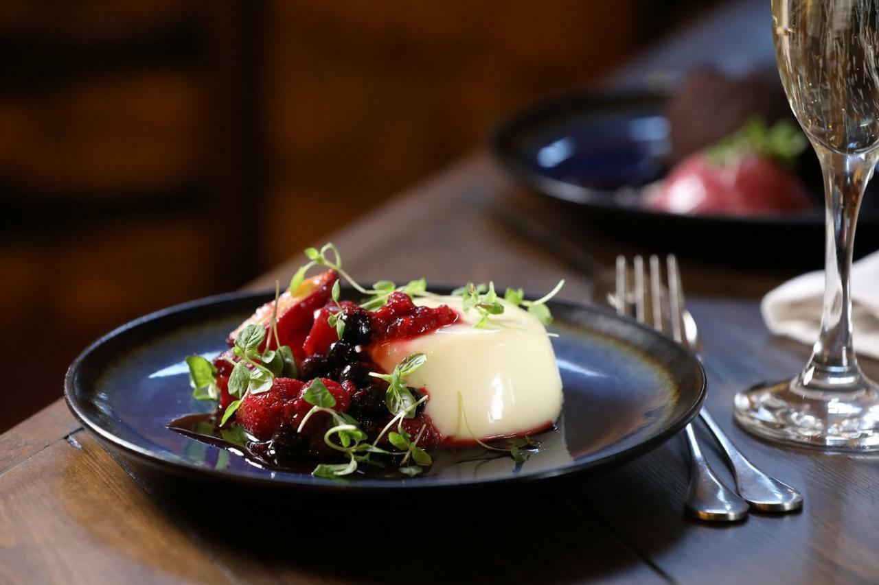 Horse And Groom Moreton-in-Marsh Экстерьер фото